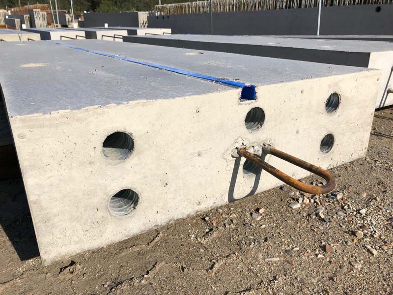 poteau-prefa-beton-socramat-fabrication